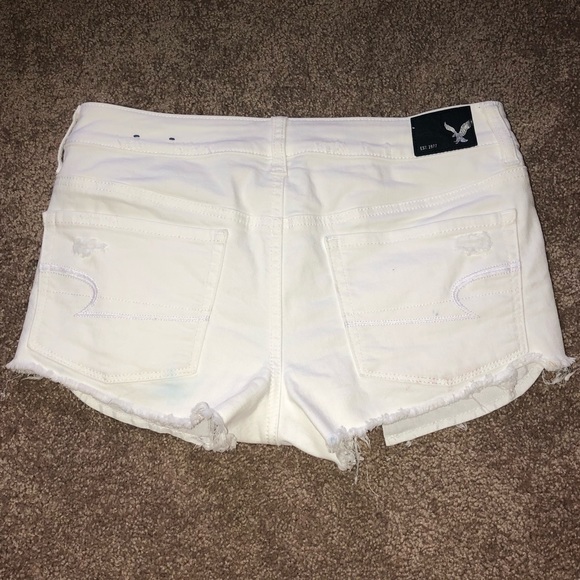 AE Shorts - Picture 2 of 4